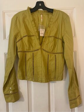 Free People Women’s Green Shirt NWT sz S